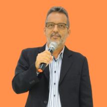 Pr. Lucas Marcolino